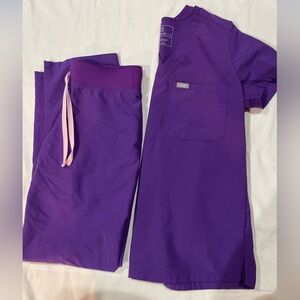 Women’s Figs Ultra Violet Scrub Set